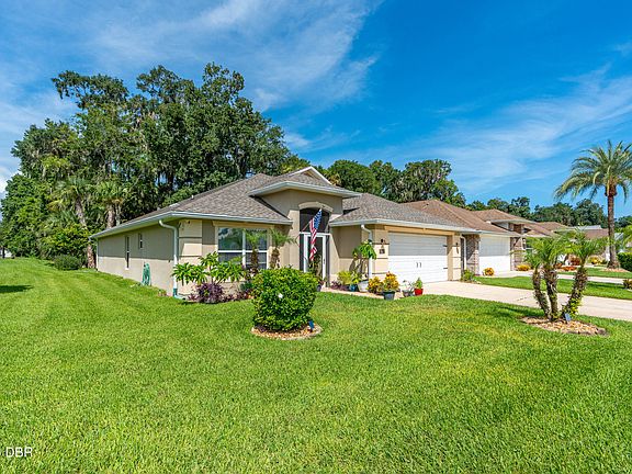 3rd image of 656 Coral Trace Blvd