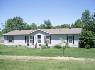 3909 Harmons Ferry Rd, Utica, KY 42376