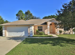 22 Buttonworth Dr, Palm Coast, FL 32137