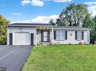 1649 Rainbow Cir, York, PA 17408