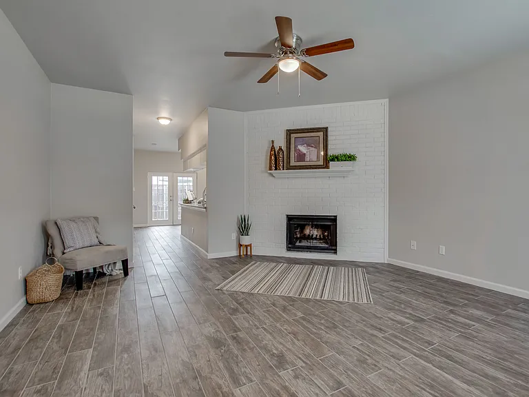 224 Samuel Blvd #K-5 — Photo 3