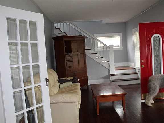 5th image of 817 S 31st St