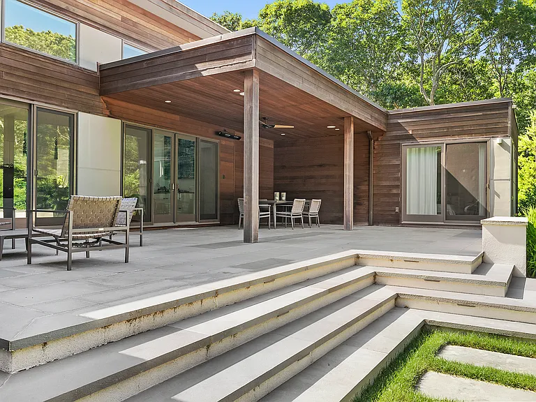 389 Montauk Hwy — Photo 13