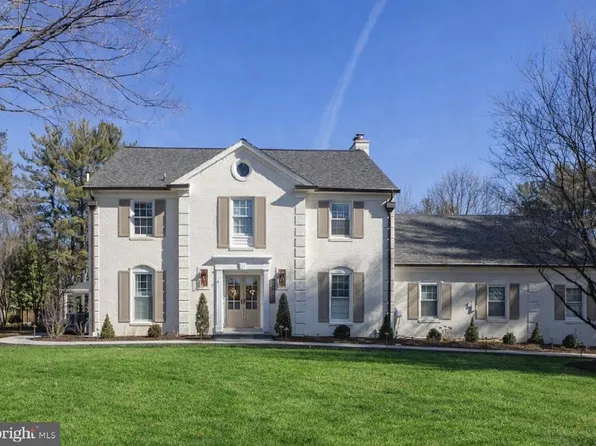 12705 Watertown Ct, Potomac, MD 20854