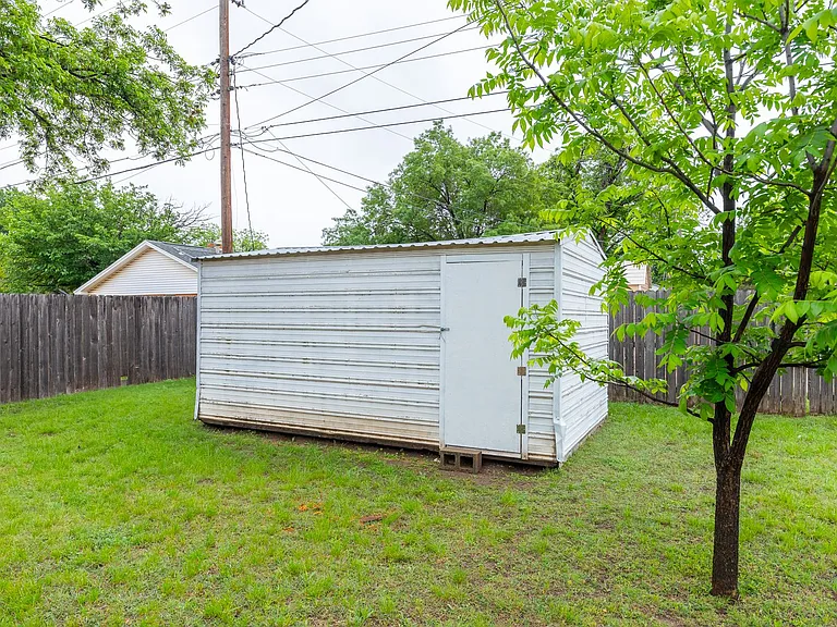 3409 High Meadows Dr — Photo 38