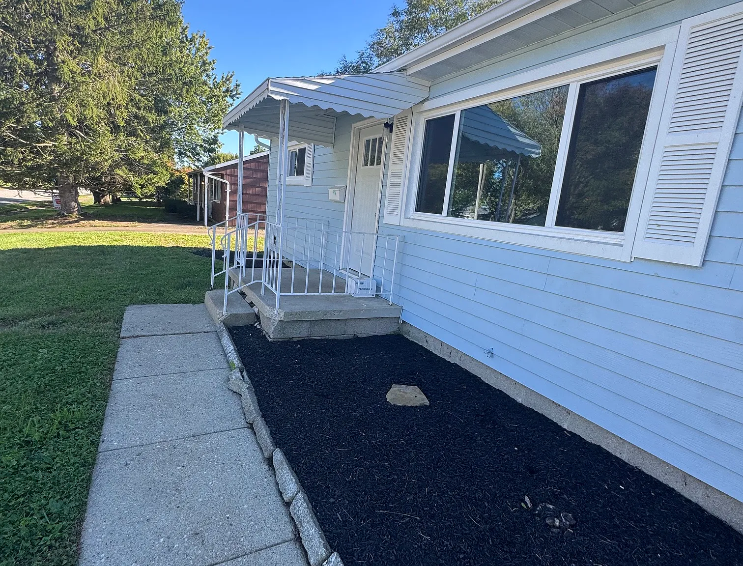 3 bed, 1400 sqft, $1,500 — Photo 3