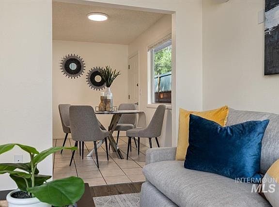 Looking to dining