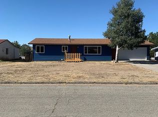 105 S 5th St, Hanna, WY 82327