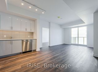 3030 Pharmacy Ave #1322, Toronto, ON M1W 1H8