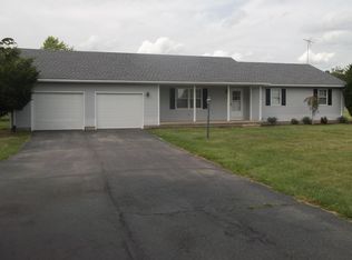 379 Flakes Ford Rd SE, Washington Court House, OH 43160