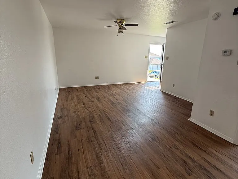 8141-8143 Julie Ave — Photo 5