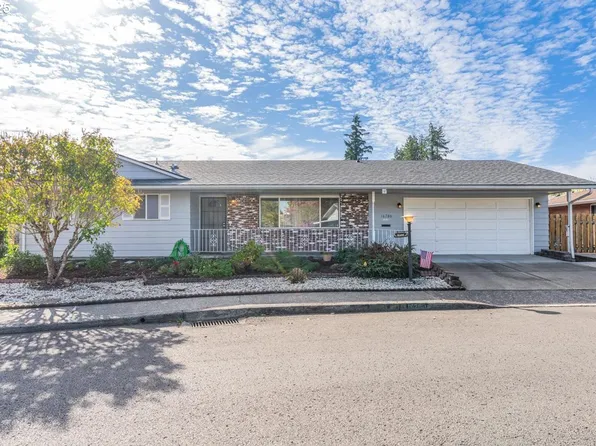 16780 SW Royalty Pkwy, King City, OR 97224