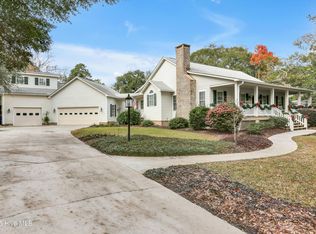 221 Mcglamery Street, Oak Island, NC 28465