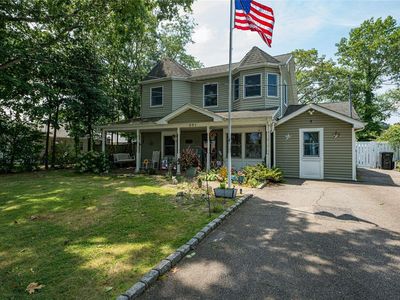 871 Ocean Avenue, West Islip, NY, 11795