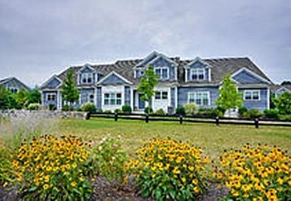 3rd image of Riverstone Dr #1