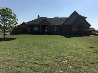 625 Morrow Rd, Springtown, TX 76082