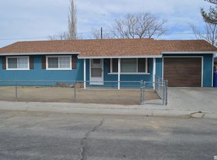 115 W 3rd St, Hawthorne, NV 89415