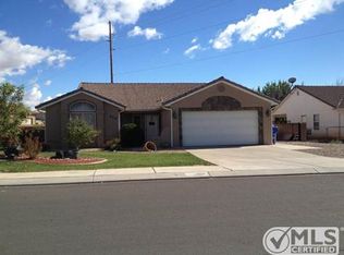 806 Lava Flow Dr, Santa Clara, UT 84765