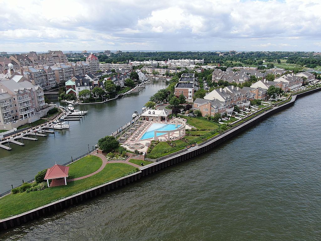 202 Shearwater Ct W 52, Jersey City, NJ 07305 Zillow