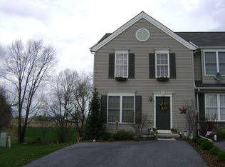 358 Wild Cherry Ln, Marietta, PA 17547