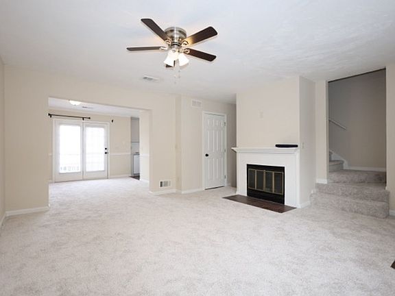 3rd image of 214 High Creek Dr