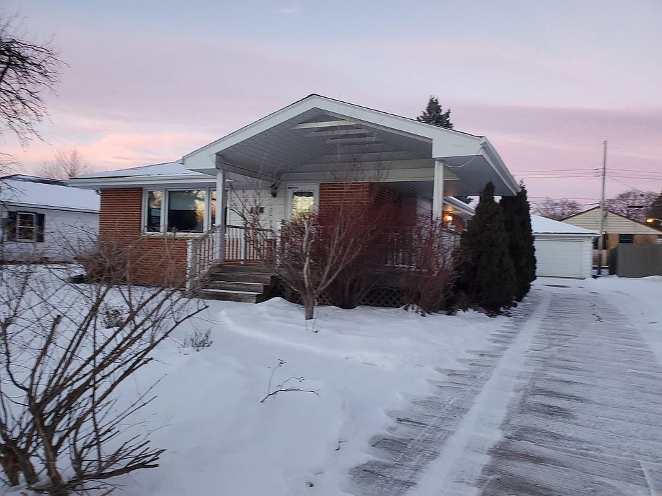 1st image of 10114 W Fiebrantz Ave
