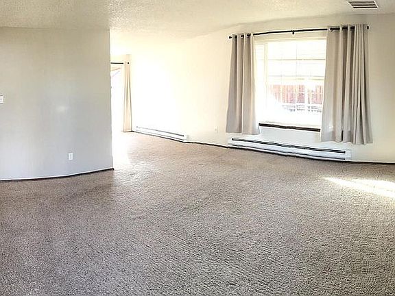 5th image of 710 S 44th Ave #2