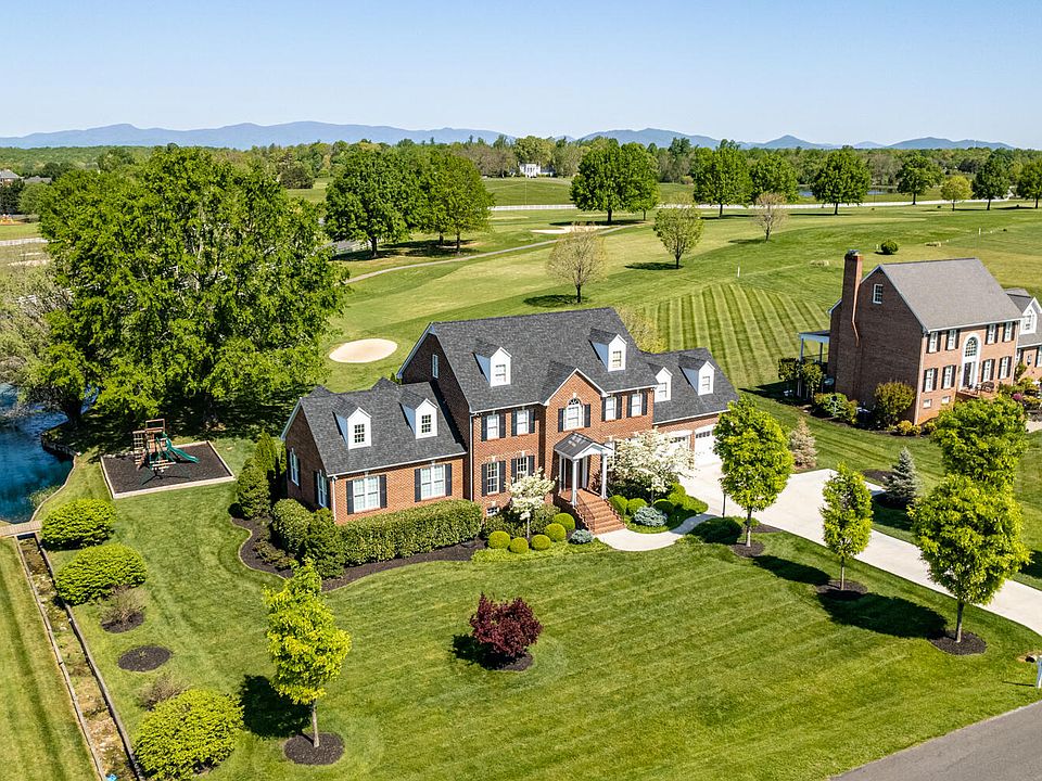 1st image of 1048 N Fairway Dr