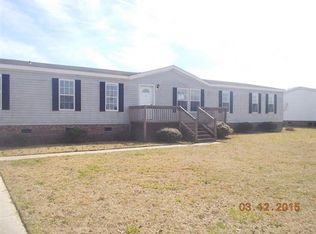 304 Chickory Ct, Stella, NC 28582