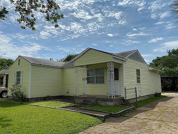 1st image of 2122 Glenfield Ave