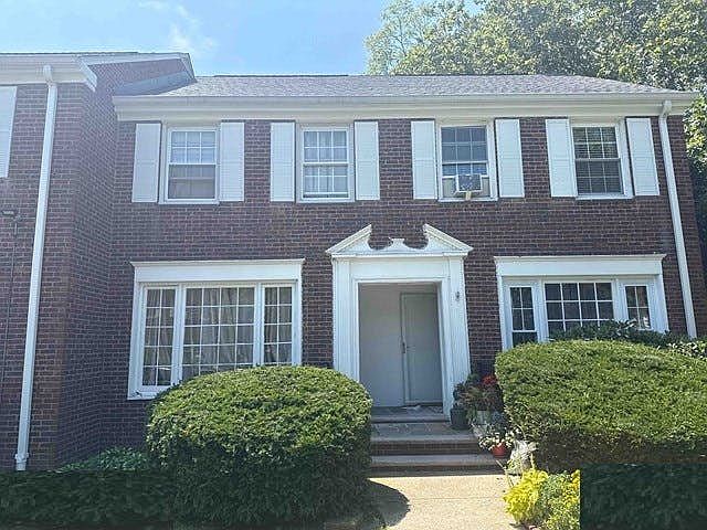1st image of 42 Meadowbrook Pl #A