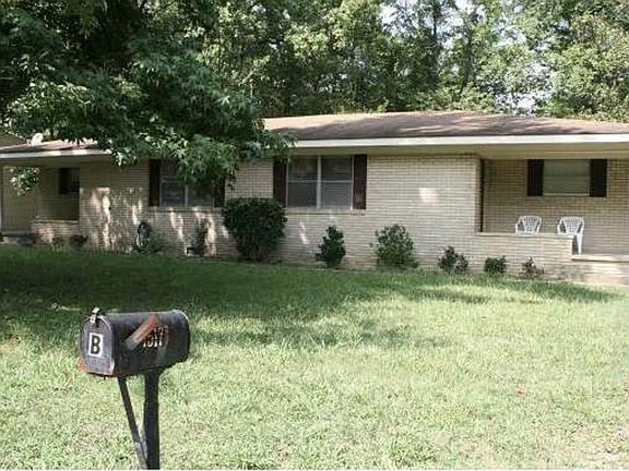 2nd image of 4517 Rogers Rd