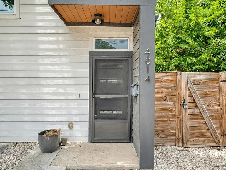 4814 Harmon Ave — Photo 4