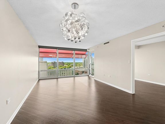 4th image of 800 Elgin Rd APT 1412