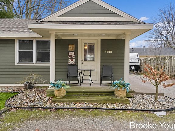 4th image of 17288 W Spring Lake Rd