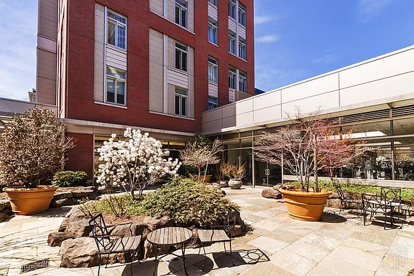 Rented by Halstead Real Estate | media 19