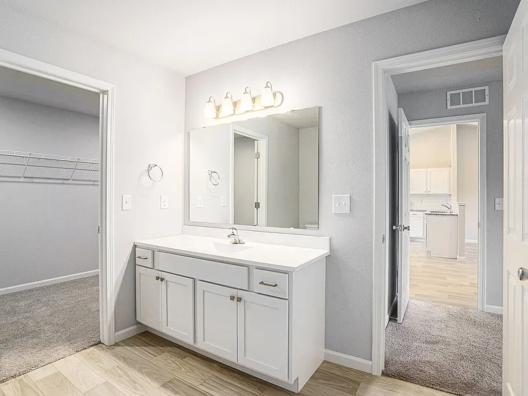 16507 Bedington Dr — Photo 12