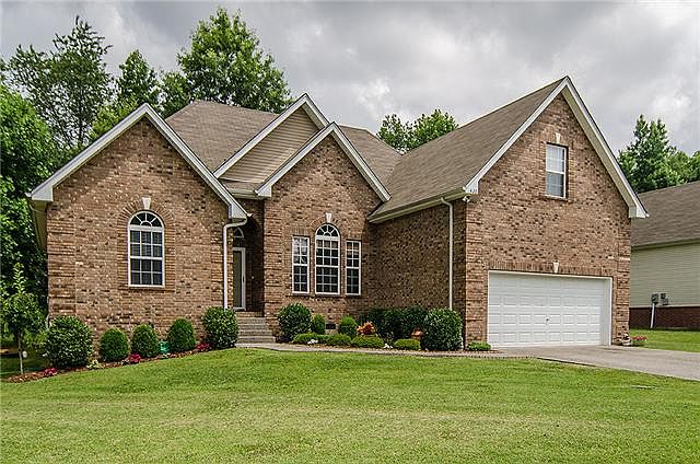 1st image of 420 Foster Dr
