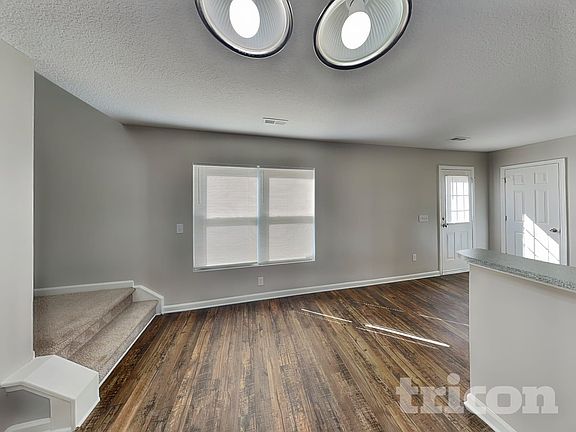 5th image of 1624 Long Paw Ln