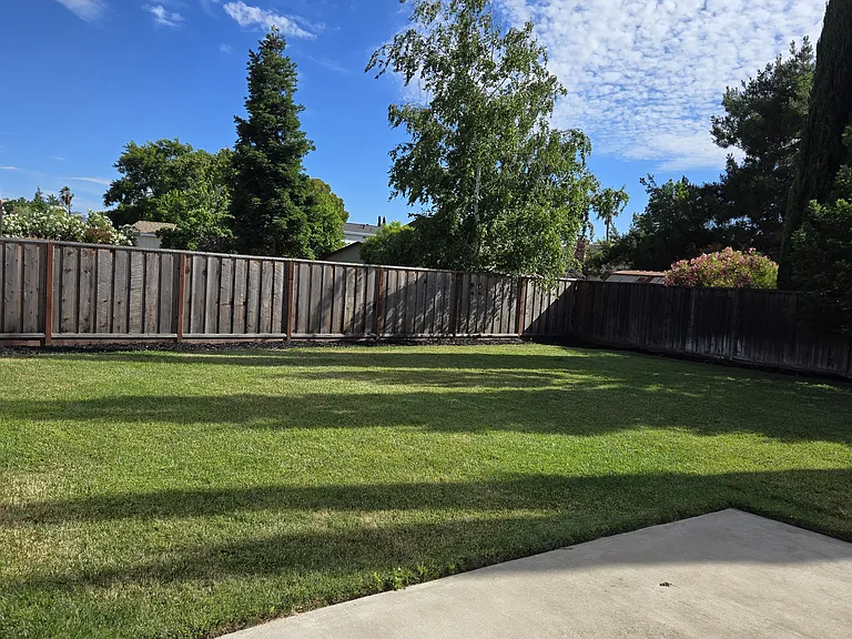 4844 Libra Ct — Photo 29