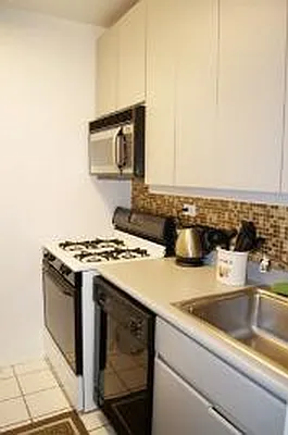 Rented by Corcoran | media 26