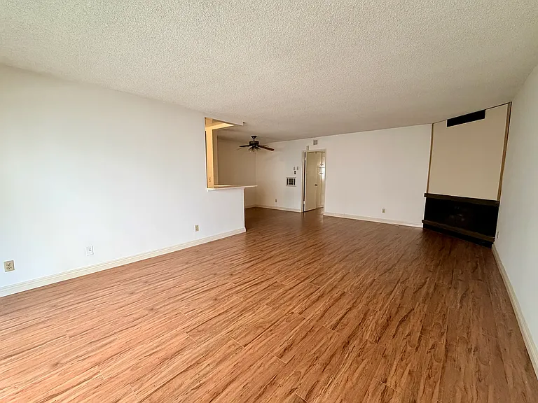 8161 Manitoba St #2 — Photo 3