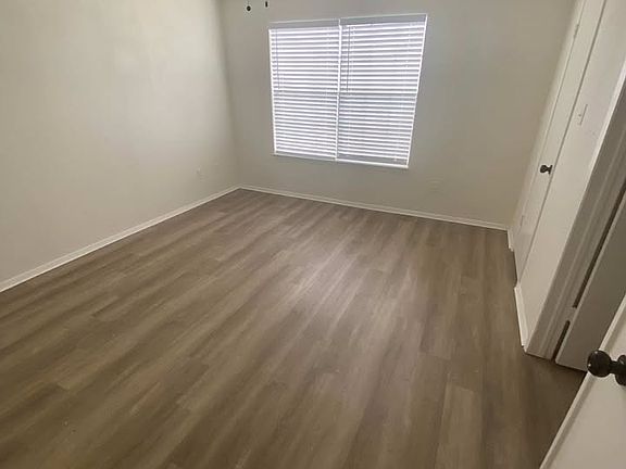 5th image of 119 Circle Ct #122