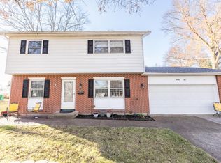 25 Coachlight Dr, Mascoutah, IL