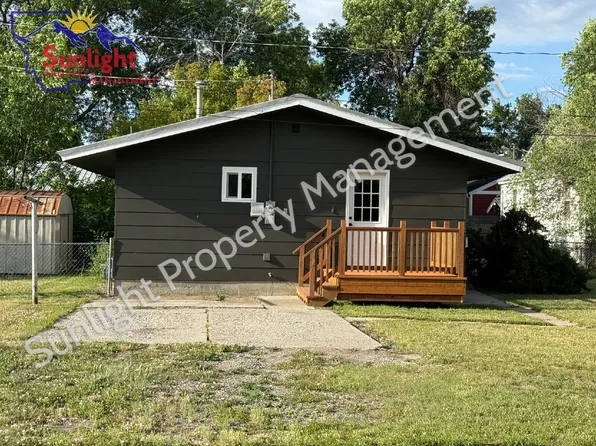 301 1/2 Woodland Ave, Laurel, MT 59044