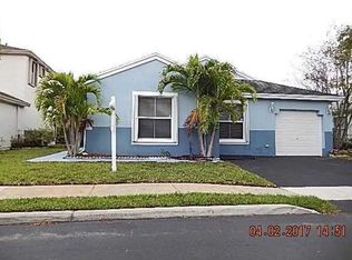 233 NW 207th Way, Hollywood, FL 33029