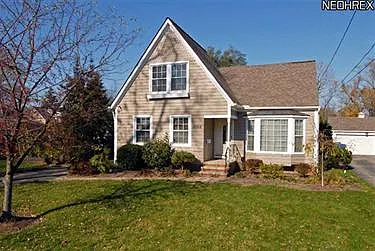 30702 Maple Dr photo 1