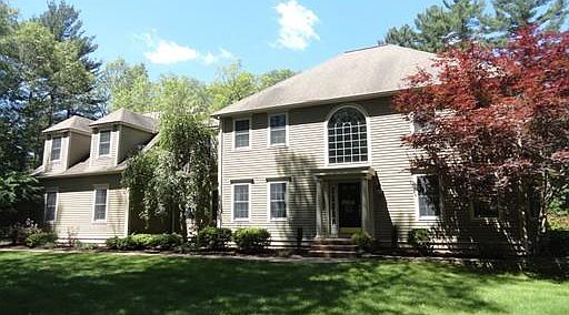 2nd image of 1 Catalpa Ln