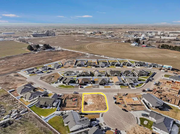 21 Bird Farm Dr, Jerome, ID 83338