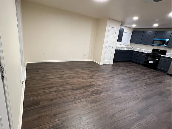 3rd image of 3925 Roneagle Way